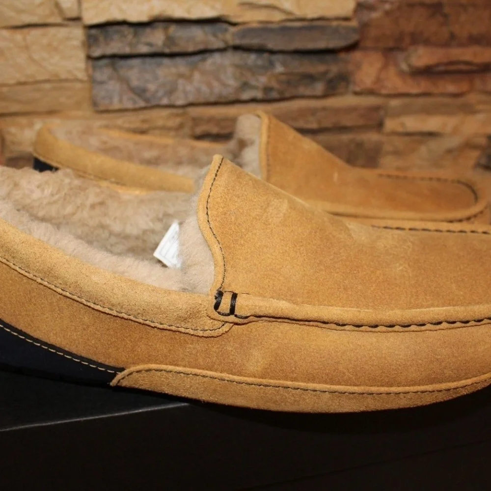 UGG size info